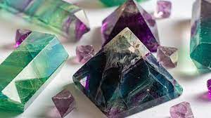  What is lithotherapy (mineral therapy)?
